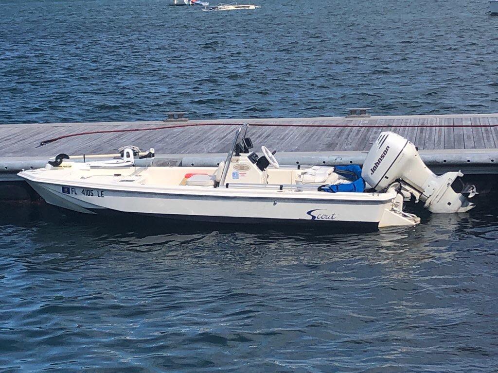 16′ Flats Boat Rental in Riviera Beach Marina